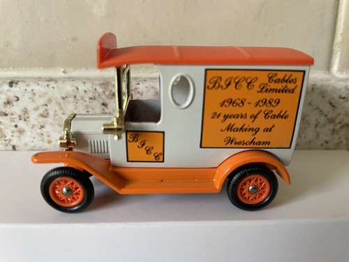 Lledo model ford van bicc - lledo,