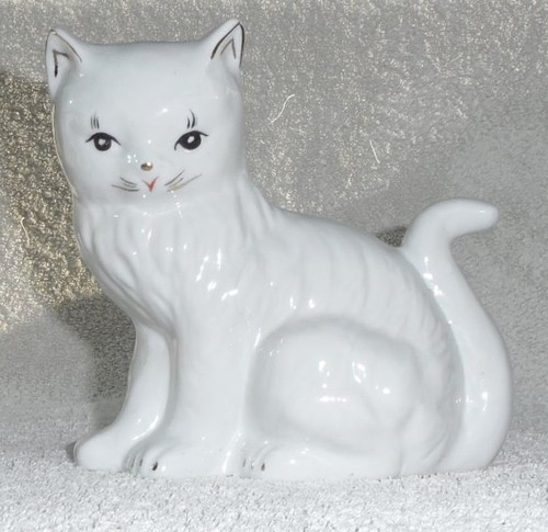 Vintage 1970 white cat - 1970's,
