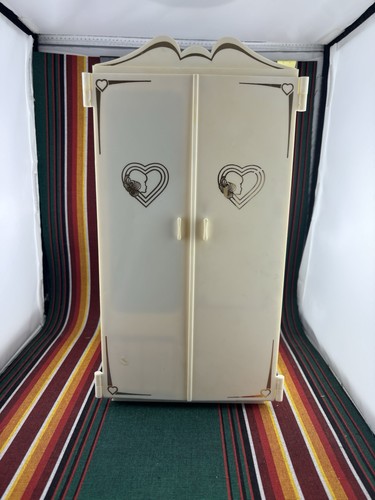 Marx sindy doll wardrobe - doll,