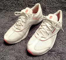 REEBOK J12028 ladies UK 7.5/EU