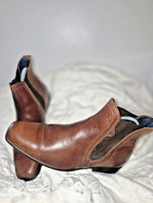 Henri Lloyd Men’s Brown