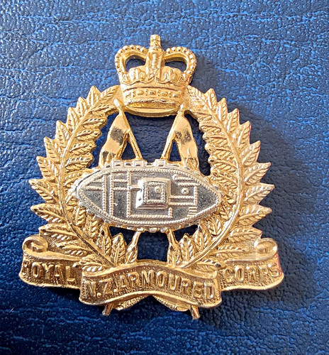 Royal new zealand armoured - royal,