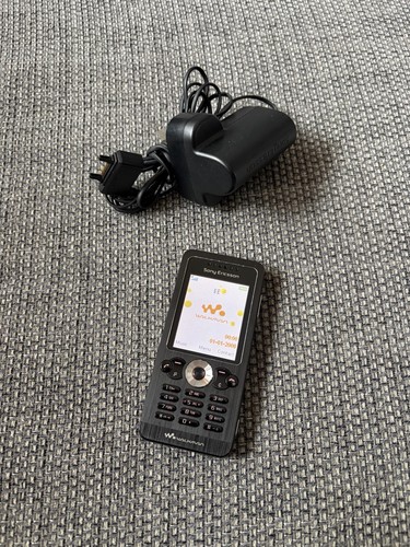 Sony ericsson w302 - sony,