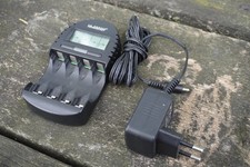 La Crosse battery charger BC-500 NiMH 