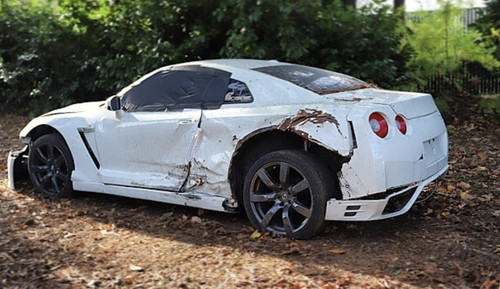 Breaking nissan gtr r35 - gtr,