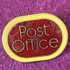C1970s The Post Office Doorkeeper-Royal Mail Employee Twin Loop Lug Cap Badge