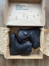 Snowboarding boots nitro