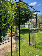 Metal Rose Arch Outdoor