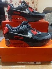 Nike Air Max 90 Red and Black