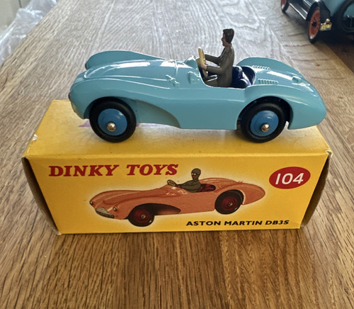 Dinky toys 104 - toys, martin