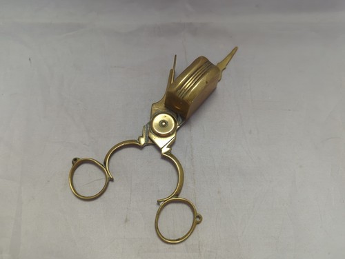 Antique brass candle wick - brass,