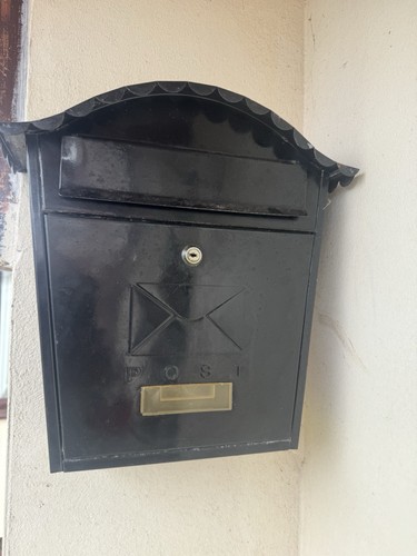 Wall mounted lockable - wall,