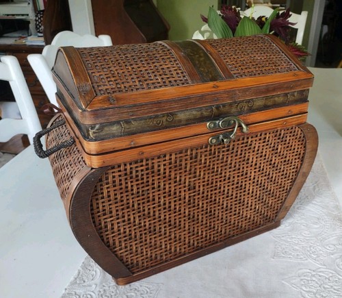 Vintage dome top wicker - dome,