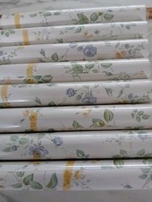 Vintage Crown Wallpaper Summer