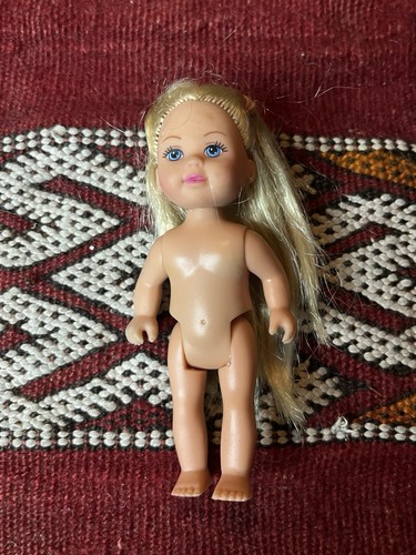 Simba little sister doll - sister,