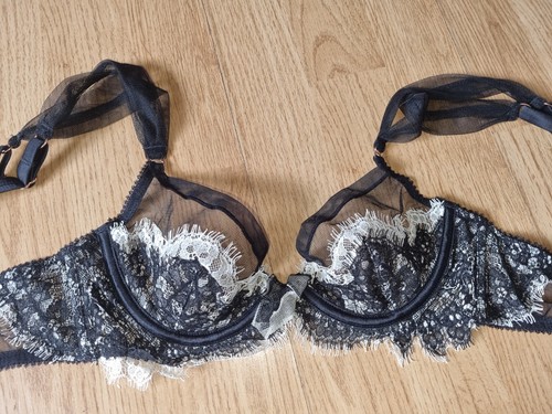 Bnwot gorgeous black myla - bnwot,