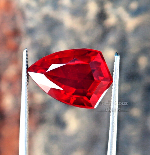 Natural red ruby - 9,
