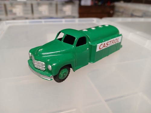 Dinky toys studebaker petrol - toys,