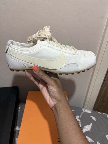 Nike women moon shoes - nike, women’s