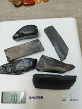 Raw whitby jet pieces - whitby, good