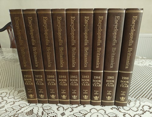 Encyclopaedia britannica book - encyclopaedia,