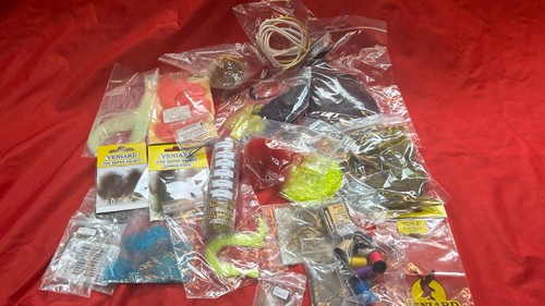 Box fly tying feathers - tying,