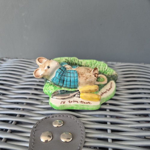 Beswick mouse lazy bones - beswick,