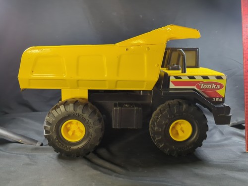 Tonka mighty dump truck - mighty,