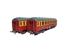Rake of  2 Lima LMS 5051