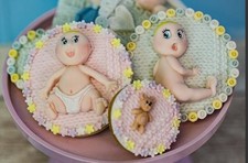 Karen Davies Baby Babies bib