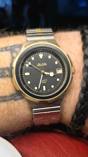 Avia quartz vintage watch - avia,