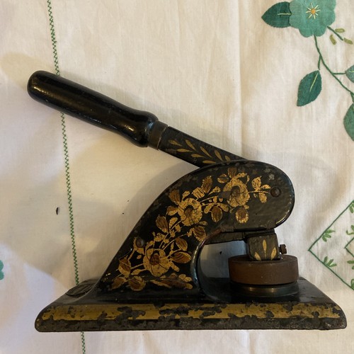 Antique cast iron letter press - antique,