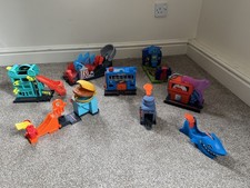 Huge Hot Wheels Track & Multiple Set Bundle - Hard to find items - Excellent!