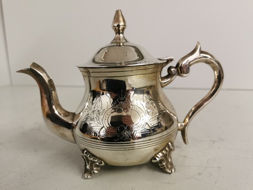 Vintage colonial style silver - colonial,