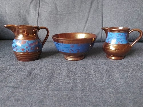 Pair lustre ware copper - pair,