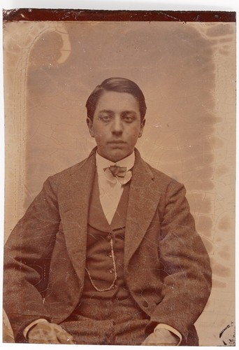 Antique sixth plate tintype - sixth,