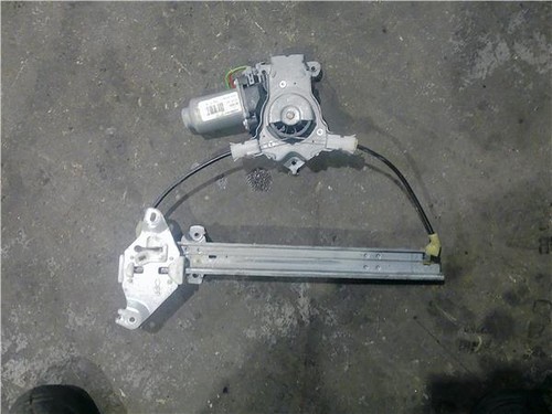 402190a right rear nissan - right,