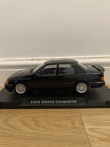 Model car group ford - 1:18,