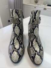 Ladies Mode In Pelle Size 7