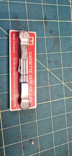 Bib cassette tape - cassette, for