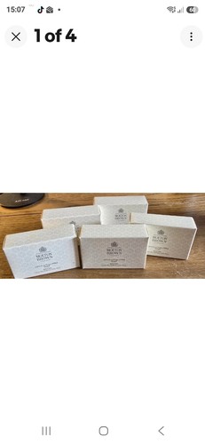 Molton brown set x 75g - brown, of