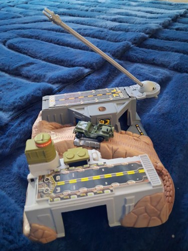 Micro machines battle zones - micro,