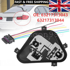 Right Rear Bulb Socket Tail