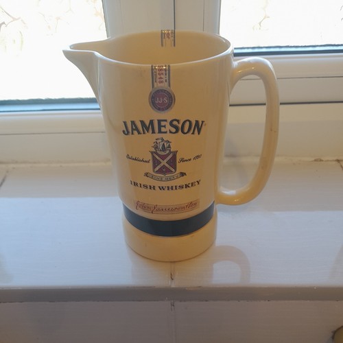 Jameson irish whiskey whisky - irish,