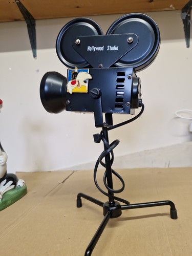 Hollywood studio scale - studio,