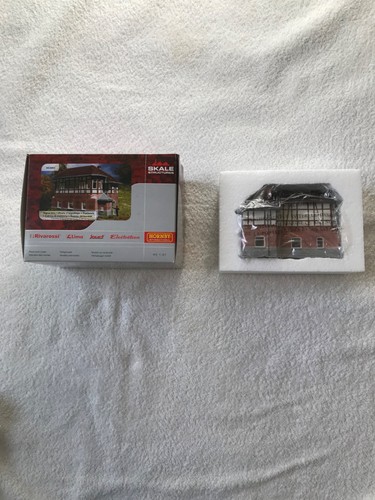 Hornby skale structures 2008 - skale,