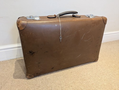 Vintage brown globe trotter - vintage,