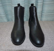 Women's Ankle Boots. NEW. Size