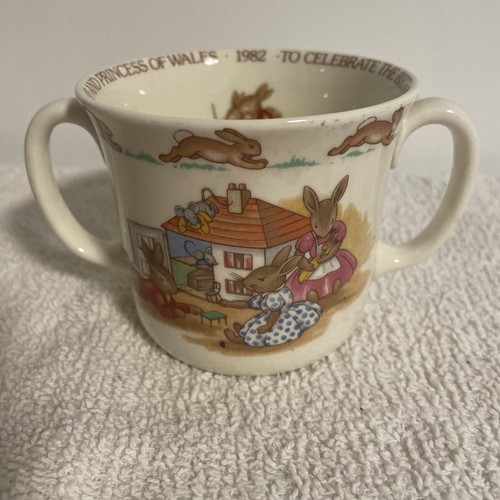 Royal doulton 1982 children - 1982, children's