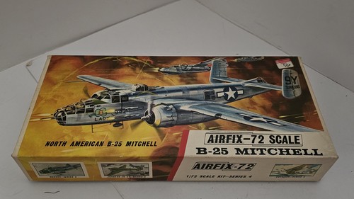 Vintage airfix red - ●vintage●airfix~,